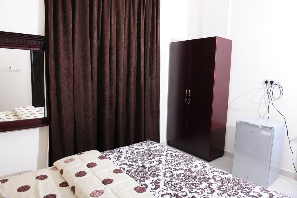 Al Jumhour Hotel Apartments Sur Exterior foto